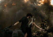 Load image into Gallery viewer, 60 second black smoke bomb